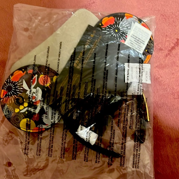 Disney Mickey Ears Chinese New Year - Picture 2 of 2